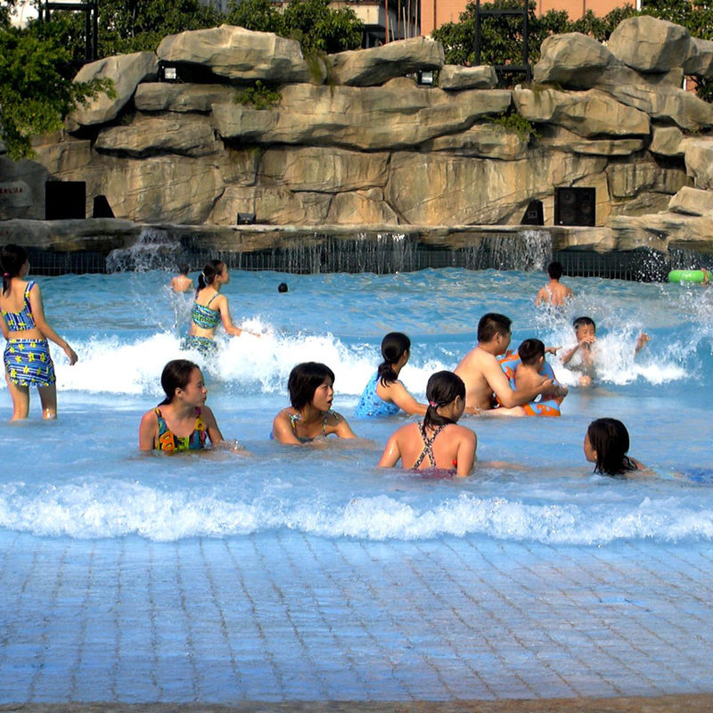 Profissional Parque aquático piscina de ondas Instalação fácil com salva-vidas Design de concreto seguro