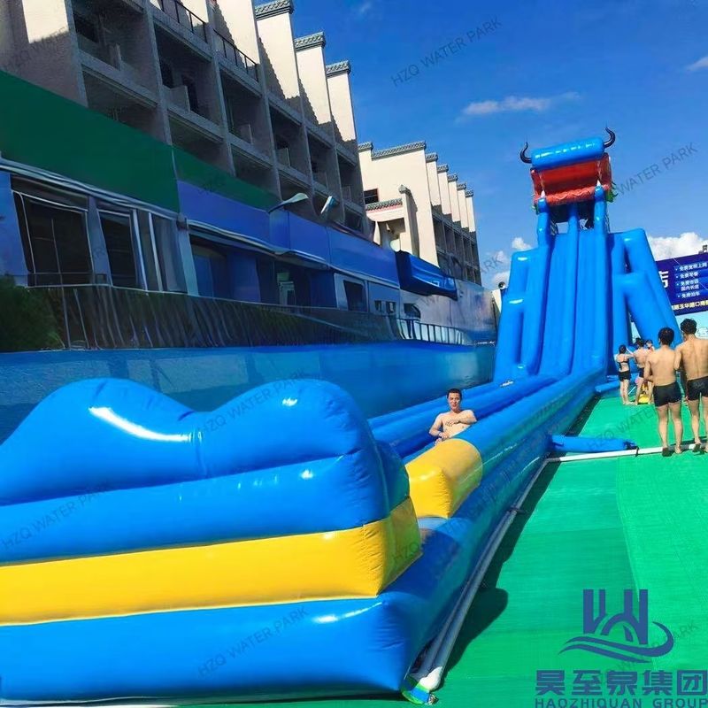 Casa de salto inflável de 15FT com escorrega de água Garrafa verde escorrega de água inflável com sopro